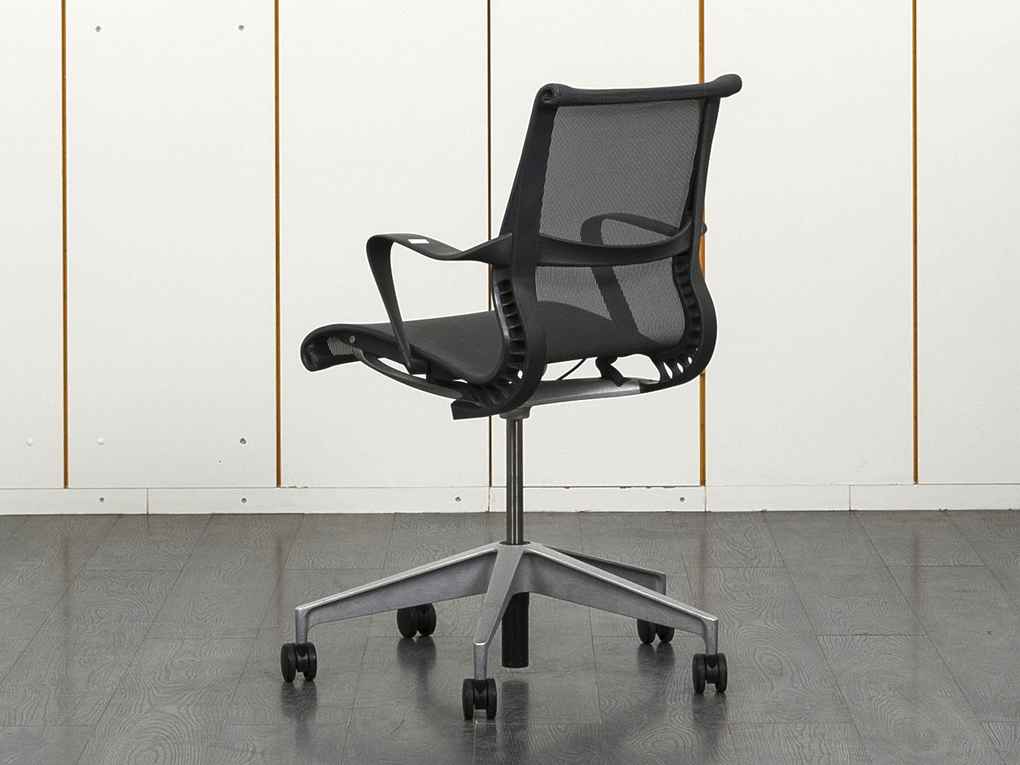 herman miller setu price